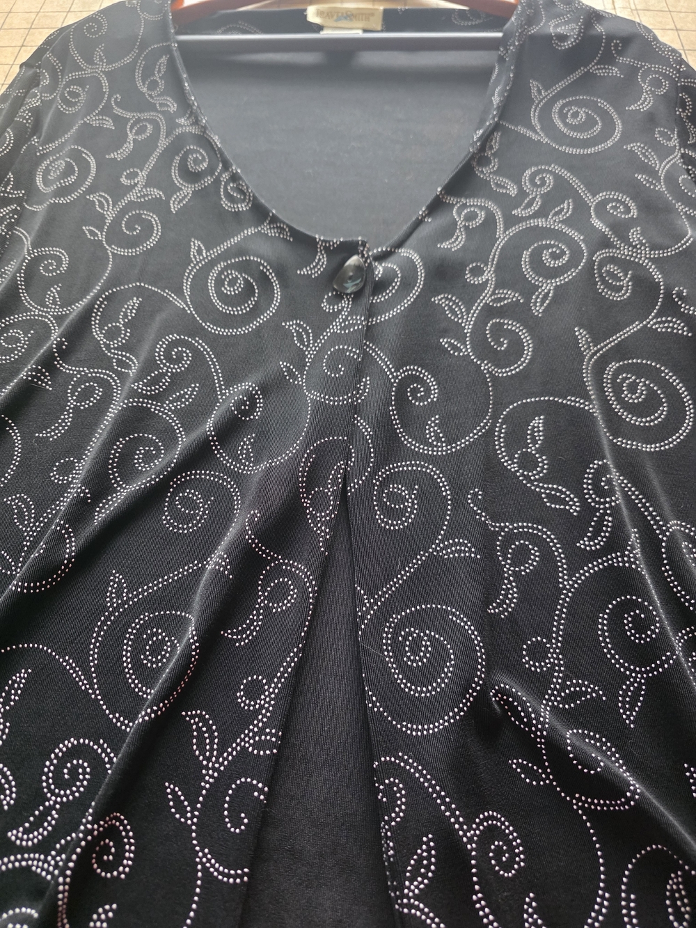 TravelSmith Black Silver Swirl Dotted Knit Cardigan Jacket Womens XL USA Made - Picture 5 of 13
